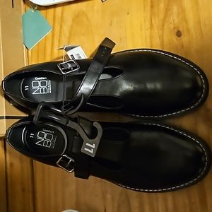 Black shoes